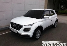 Hyundai Venue 
