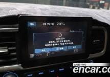Hyundai Venue 