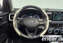 Hyundai Venue 