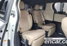 Toyota Sienna 