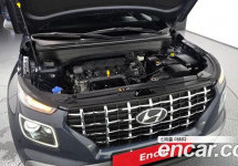 Hyundai Venue 