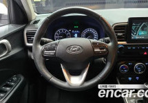 Hyundai Venue 