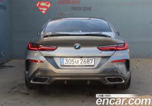 Bmw 8-Series 