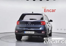 Hyundai Venue 