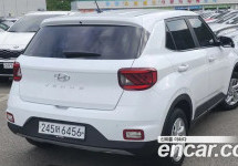 Hyundai Venue 