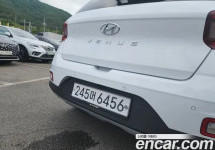 Hyundai Venue 