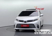 Toyota Sienna 
