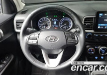 Hyundai Venue 