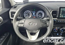 Hyundai Venue 