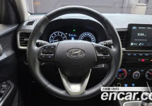 Hyundai Venue 