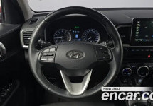 Hyundai Venue 
