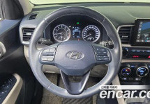Hyundai Venue 