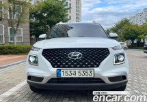 Hyundai Venue 
