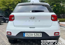Hyundai Venue 