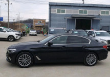 BMW 5 серия 530i 2.0 AT (249 л.с.)