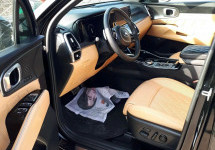 Kia Sorento 2.2d AMT (202 л.с.) 4WD