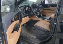 Kia Carnival 2.2d AT (202 л.с.) 2WD