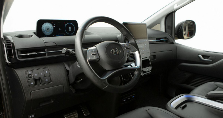 Hyundai Staria 2,2d AT (177 лс) 4WD