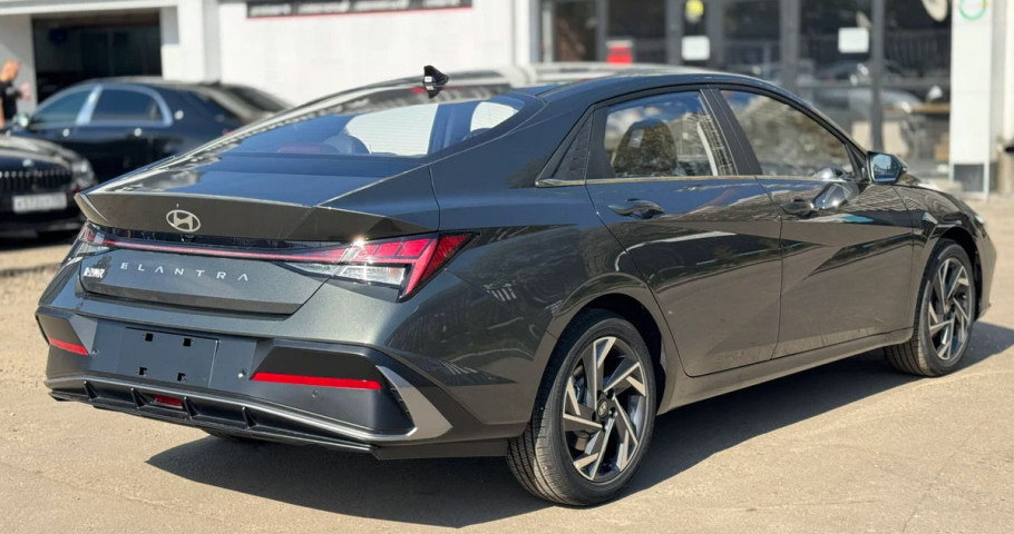 Hyundai  Elantra