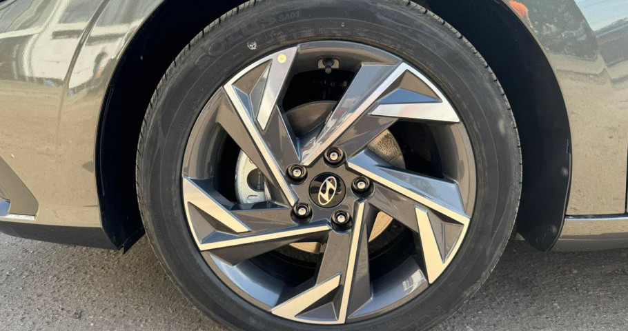 Hyundai  Elantra