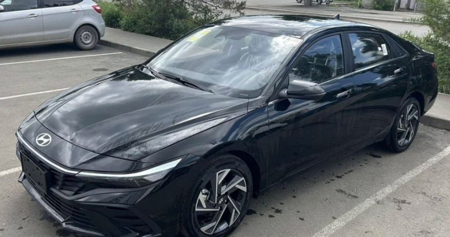Hyundai  Elantra