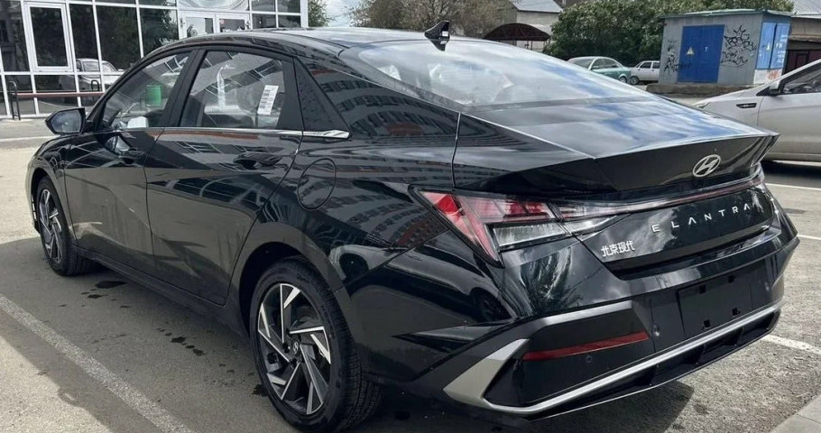 Hyundai  Elantra