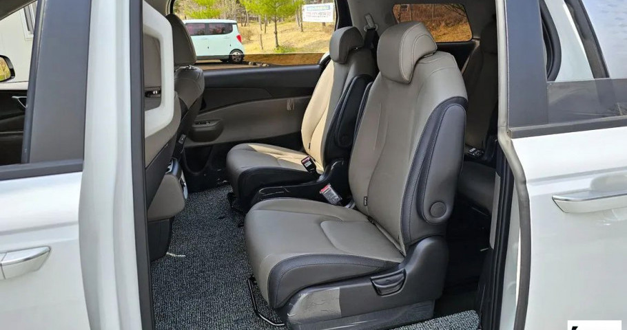 Kia Carnival NEW 