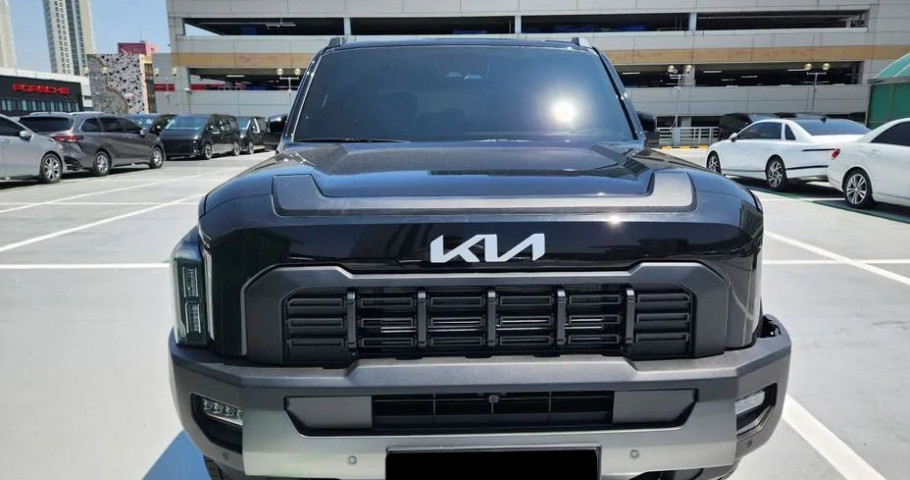 Kia Tasman 