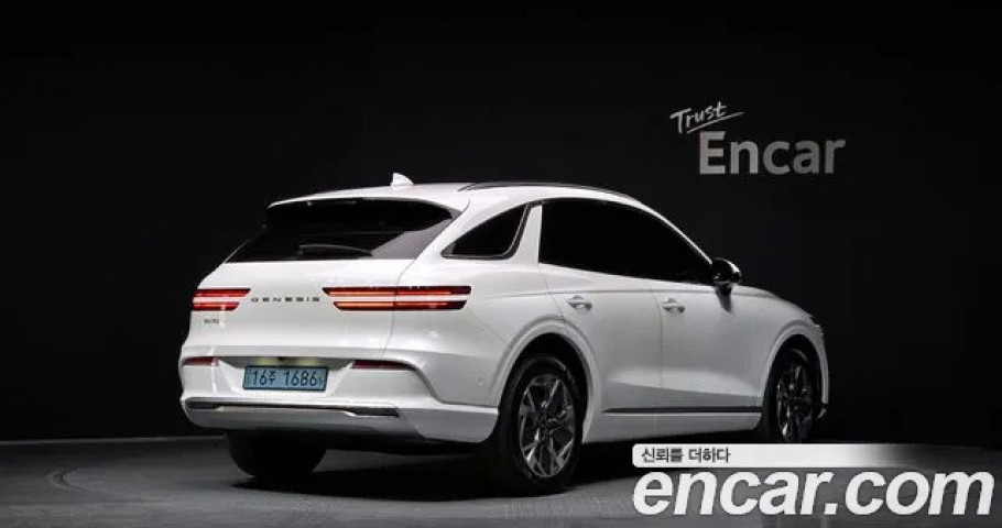 Genesis Gv70 