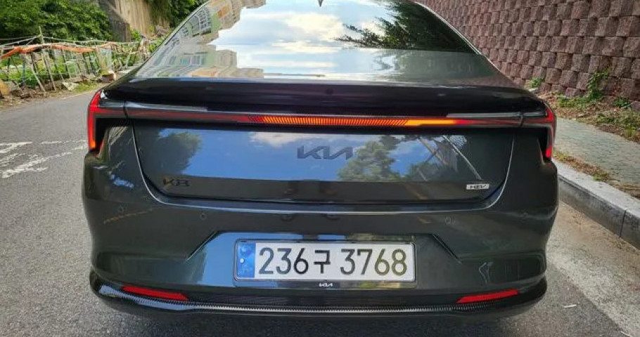 Kia K8 
