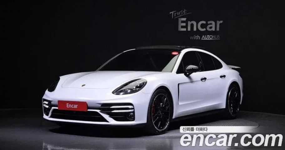 Porsche Panamera 