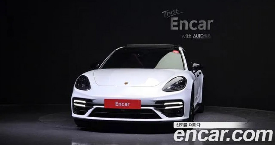 Porsche Panamera 