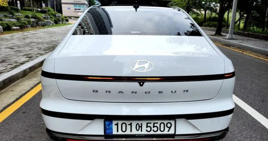 Hyundai Grandeur 