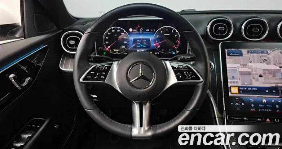 Mercedes-Benz C-Class 