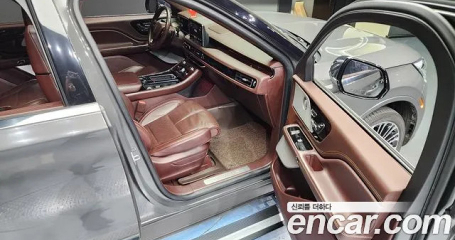 Lincoln Aviator 
