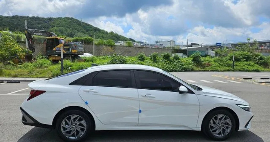 Hyundai Avante (Elantra) 