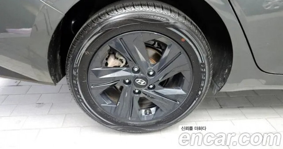 Hyundai Avante 