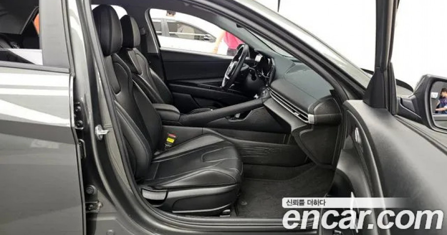 Hyundai Avante 