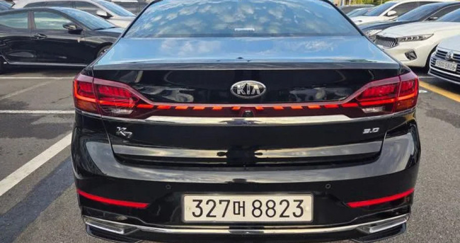 Kia K7 