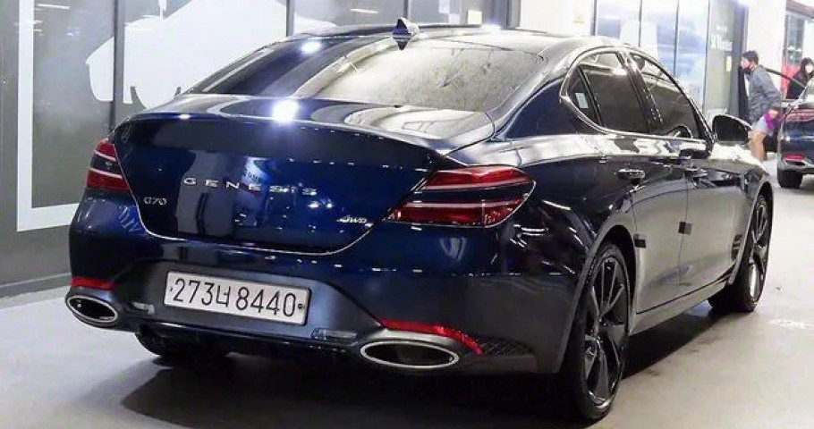 Genesis G70 