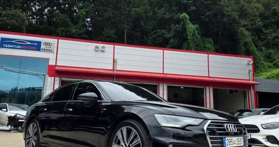 Audi A6 