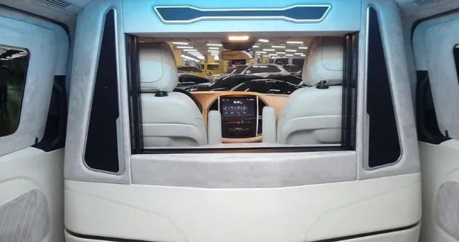 Mercedes-Benz V-Class 