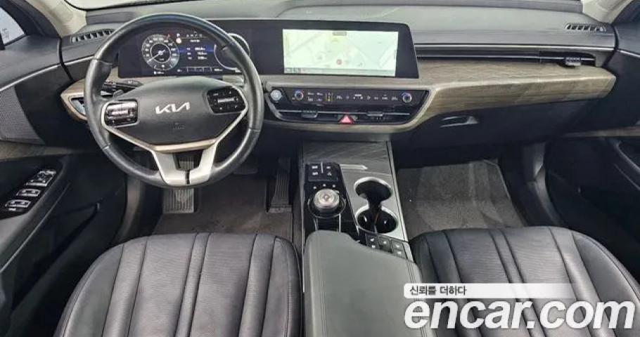 Kia K8 