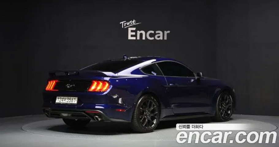 Ford Mustang 