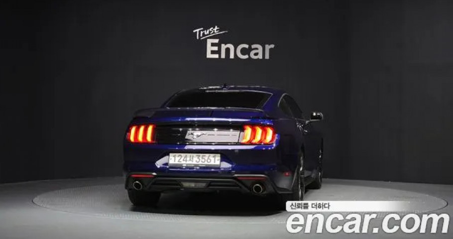 Ford Mustang 