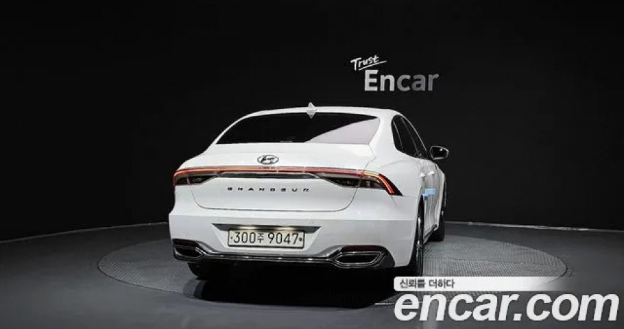 Hyundai Grandeur 