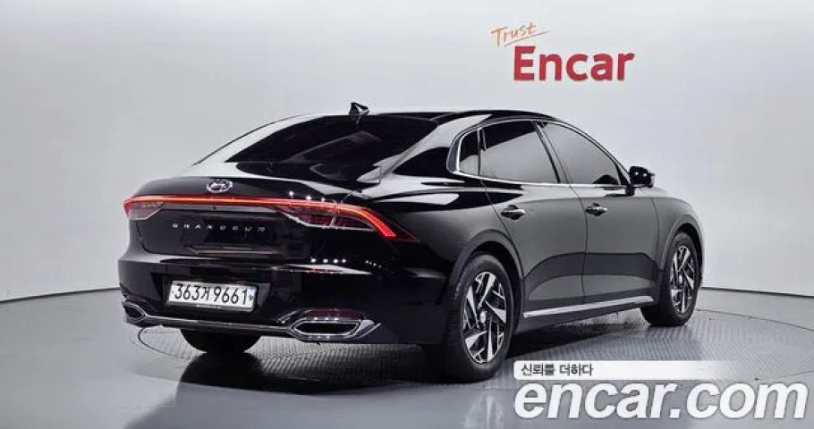 Hyundai Grandeur 