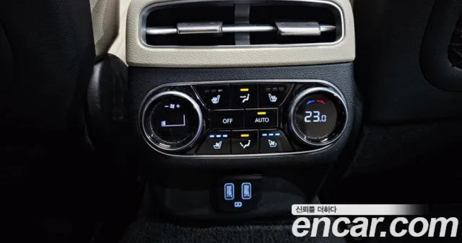 Genesis Gv70 