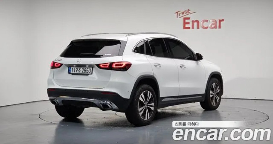 Mercedes-Benz Gla-Class 