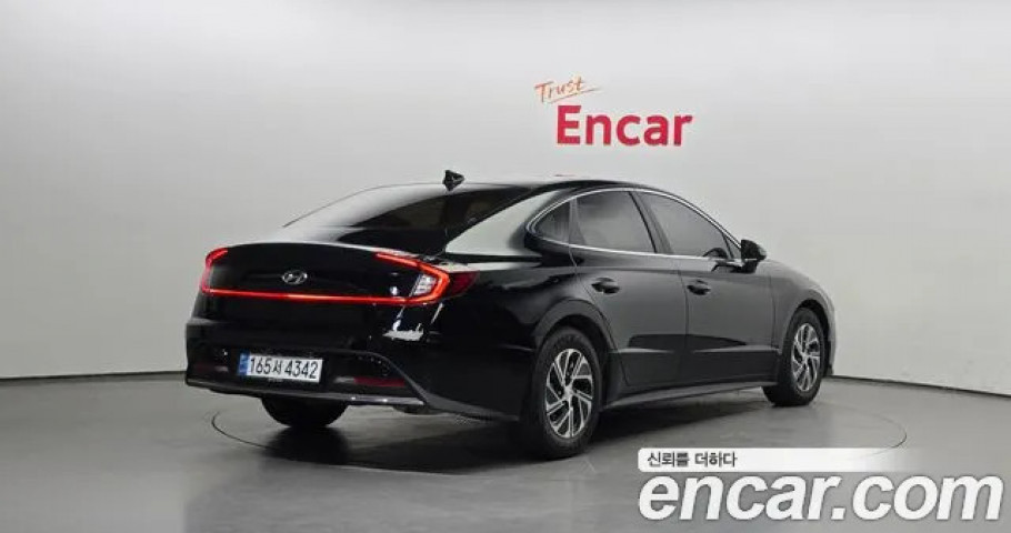Hyundai Sonata 